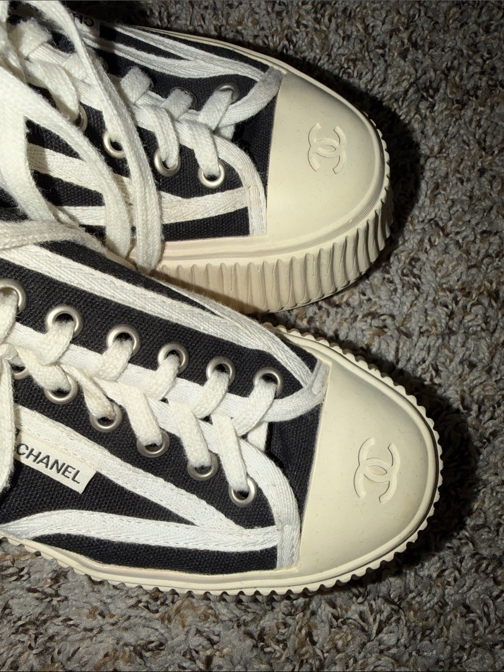 CHANEL Black and Cream Canvas Platform Lace-Up Sneakers - Picture 2 of 4